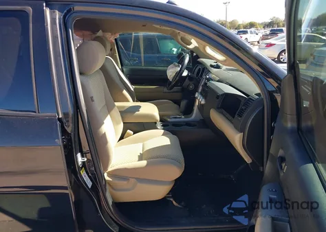 2012 Toyota Tundra Grade 4.6L V8 z USA, uszkodzony, nr VIN 5TFRM5F19CX041859